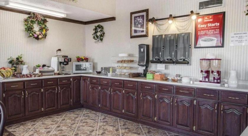 ואן הורן Econo Lodge מראה חיצוני תמונה