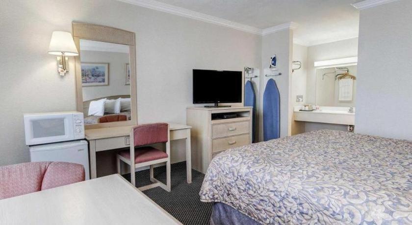 ואן הורן Econo Lodge מראה חיצוני תמונה