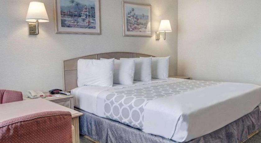 ואן הורן Econo Lodge מראה חיצוני תמונה