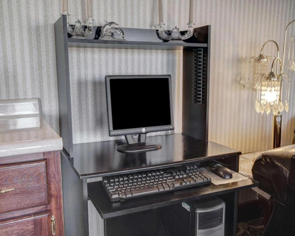 ואן הורן Econo Lodge מראה חיצוני תמונה