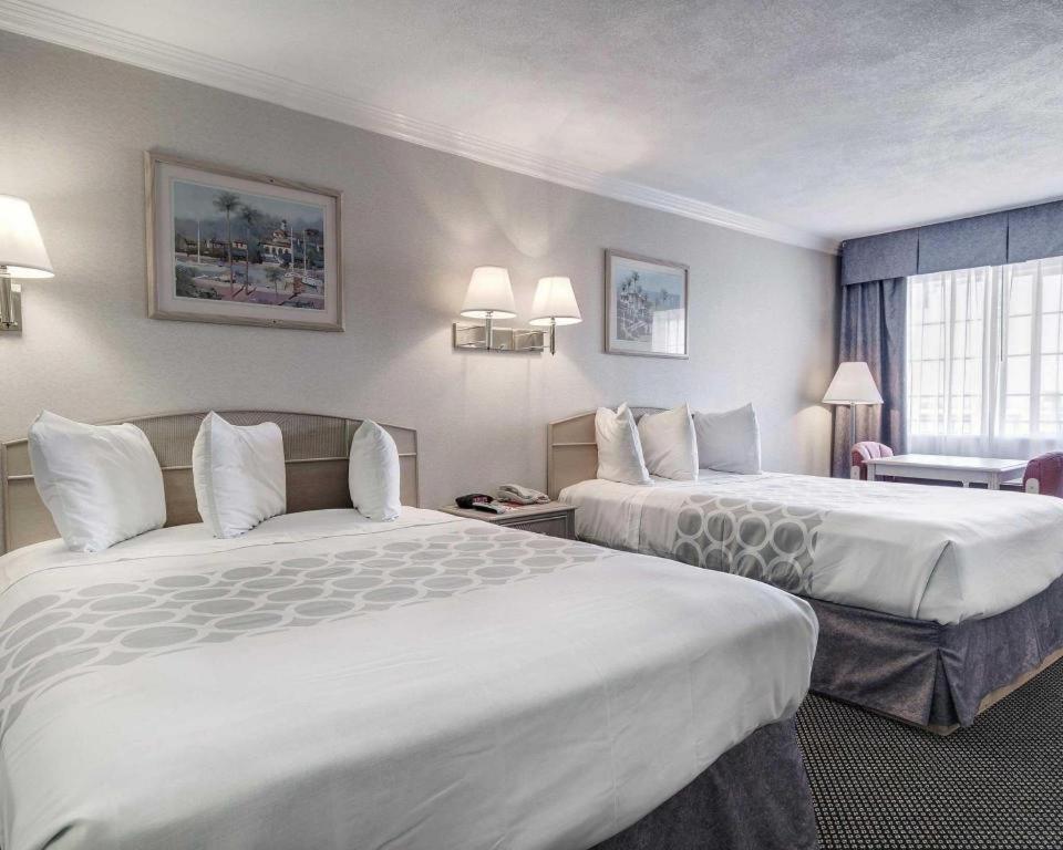 ואן הורן Econo Lodge מראה חיצוני תמונה
