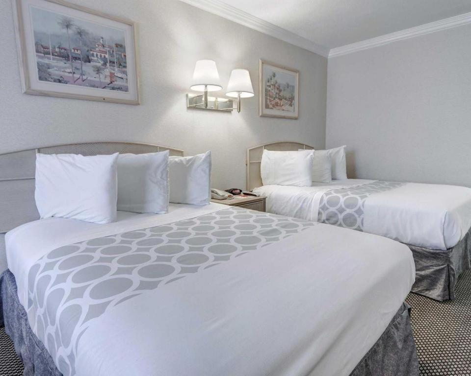 ואן הורן Econo Lodge מראה חיצוני תמונה