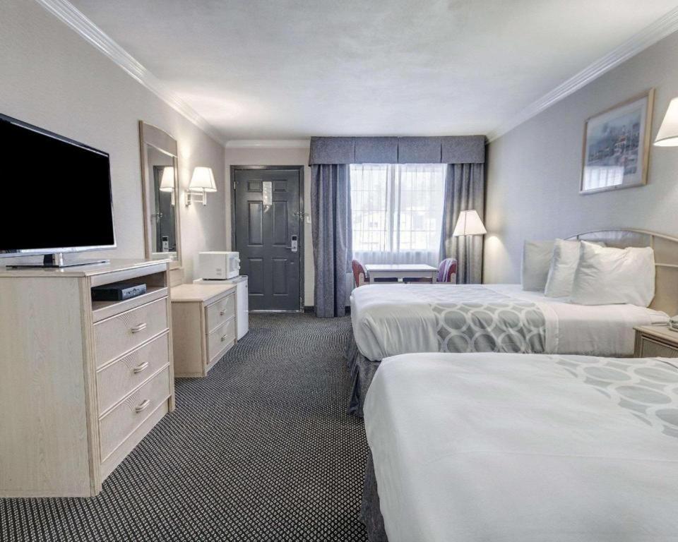 ואן הורן Econo Lodge מראה חיצוני תמונה