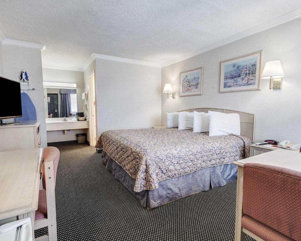 ואן הורן Econo Lodge מראה חיצוני תמונה